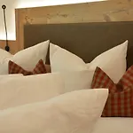 Garni Alpina Hotel 3*